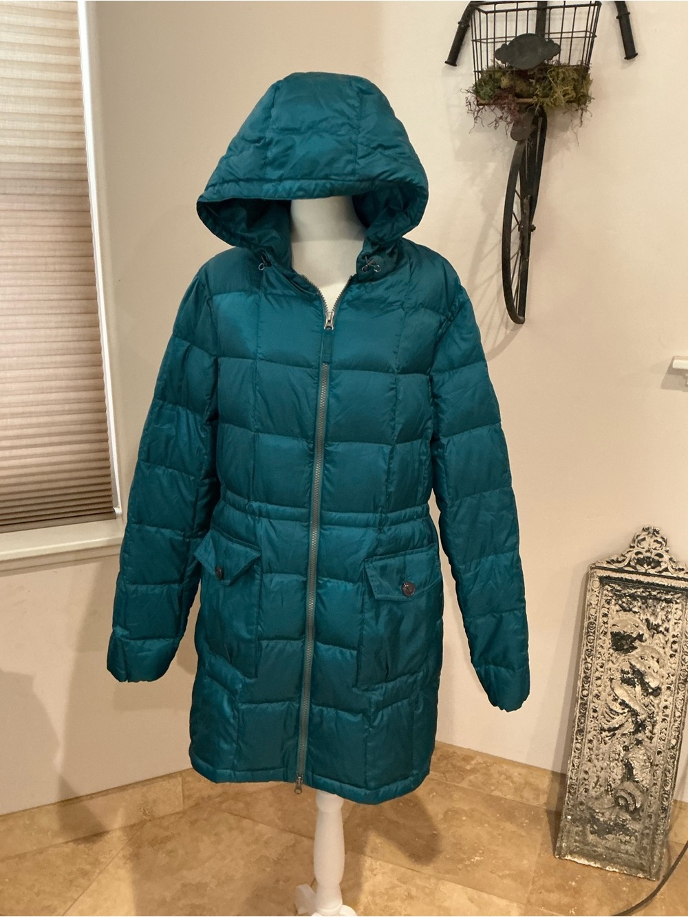 LNWOT Eddie Bauer Down Jacket Size 1X